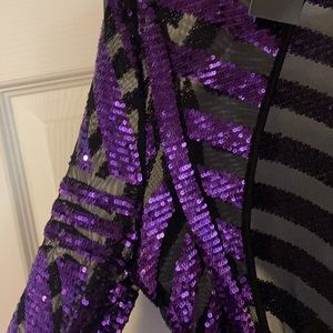 This is a brand new sequence party dress